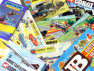 Lot 209 - CORGI TOYS (GB) (9)