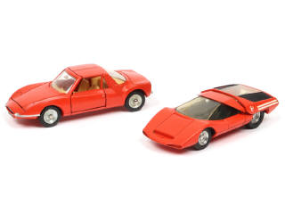 Lot 226 - DINKY TOYS (FRANCE) (2)