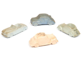 Lot 100 - DIVERS (4)