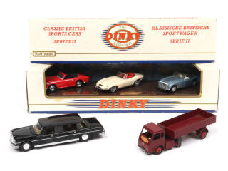 Lot 58 - DIVERS (5)