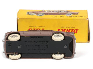 Lot 249 - DINKY TOYS (FRANCE) (1)