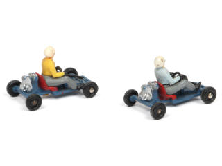 Lot 284 - DINKY TOYS (FRANCE) (2)