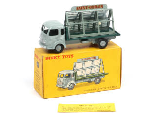 Lot 232 - DINKY TOYS (FRANCE) (1)