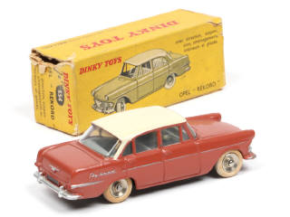Lot 255 - DINKY TOYS (FRANCE) (1)