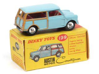 Lot 161 - DINKY TOYS (GB) (1)