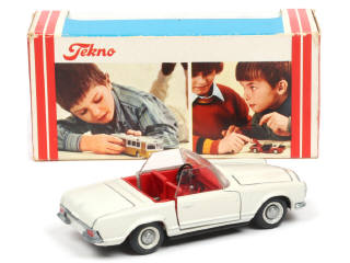 Lot 70 - TEKNO (DANEMARK) (1)