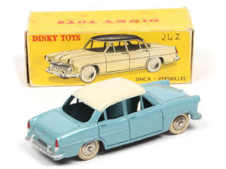 Lot 223 - DINKY TOYS (FRANCE) (1)