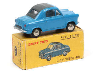 Lot 217 - DINKY TOYS (FRANCE) (1)