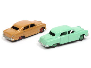 Lot 173 - DINKY TOYS (GB) (2)