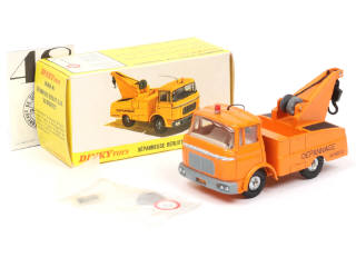 Lot 342 - DINKY TOYS (FRANCE) (1)