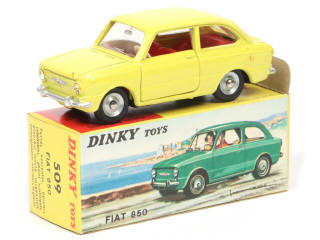 Lot 298 - DINKY TOYS (FRANCE) (1)