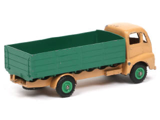 Lot 235 - DINKY TOYS (GB) (1)