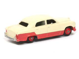 Lot 204 - DINKY TOYS (GB) (1)