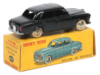 Lot 269 - DINKY TOYS (FRANCE) (1)