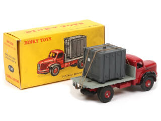Lot 295 - DINKY TOYS (FRANCE) (1)