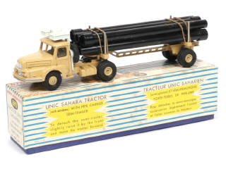 Lot 352 - DINKY TOYS (FRANCE) (1)