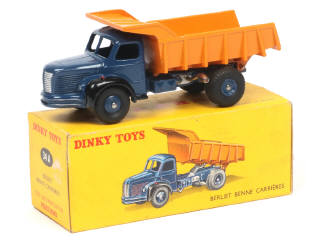 Lot 294 - DINKY TOYS (FRANCE) (1)