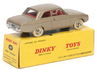 Lot 330 - DINKY TOYS (FRANCE) (1)
