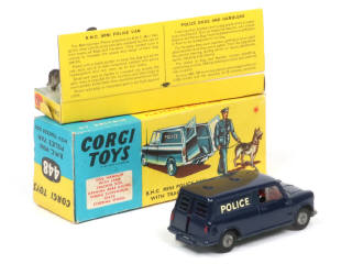 Lot 174 - CORGI TOYS (GB) (1)