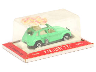 Lot 85 - MAJORETTE (FRANCE) (1)