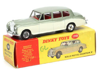 Lot 284 - DINKY TOYS (GB) (1)