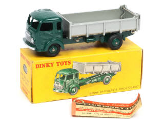 Lot 182 - DINKY TOYS (FRANCE) (1)