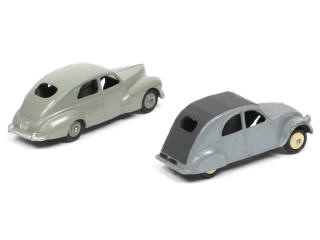 Lot 213 - DINKY TOYS (FRANCE) (2)