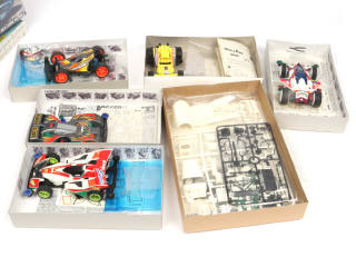 Lot 39 - DIVERS (10)