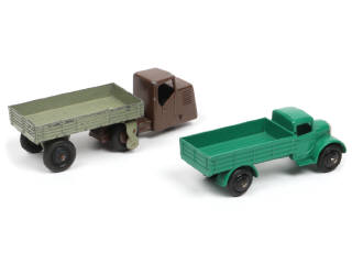 Lot 270 - DINKY TOYS (GB) (1)