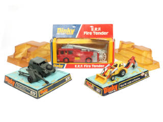 Lot 314 - DINKY TOYS (GB) (4)