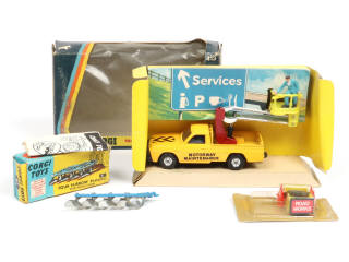 Lot 238 - CORGI TOYS (GB) (2)