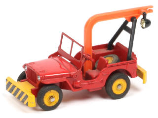 Lot 205 - DINKY TOYS (FRANCE) (1)