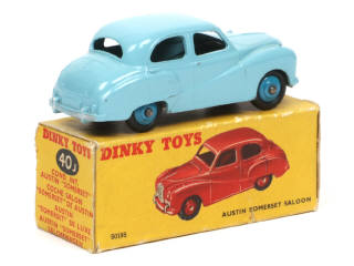 Lot 271 - DINKY TOYS (GB) (1)