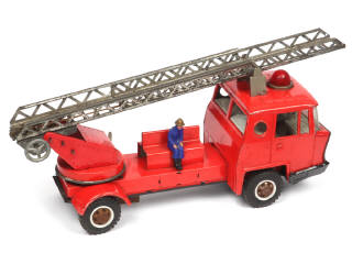 Lot 32 - JOUSTRA (FRANCE) (2)