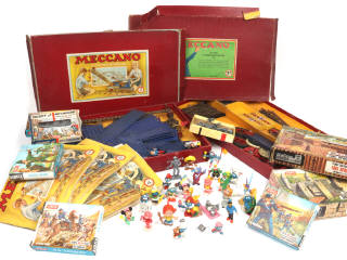 Lot 86 - MECCANO (FRANCE) (2)