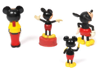 Lot 3 - DIVERS (4)