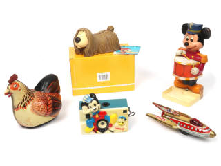 Lot 80 - DIVERS (5)