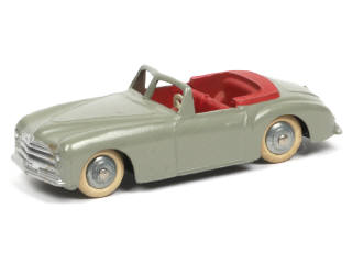 Lot 272 - DINKY TOYS (FRANCE) (1)