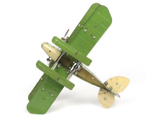 Lot 197 - MECCANO (1)