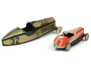 Lot 97 - DIVERS (2)