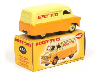 Lot 688 - DINKY TOYS (GB) (1)