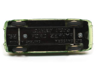 Lot 655 - DINKY TOYS (GB) (1)