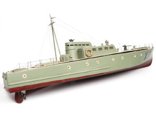 Lot 248 - DIVERS (1)