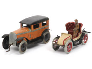 Lot 309 - DIVERS (2)