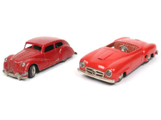 Lot 306 - DIVERS (2)