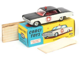Lot 501 - CORGI TOYS (GB) (1)