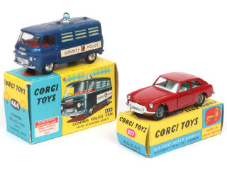 Lot 530 - CORGI TOYS (GB) (2)
