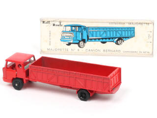 Lot 599 - MAJORETTE (FRANCE) (1)