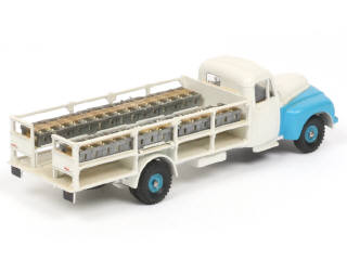 Lot 641 - DINKY TOYS (FRANCE) (1)