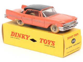 Lot 609 - DINKY TOYS (FRANCE) (1)